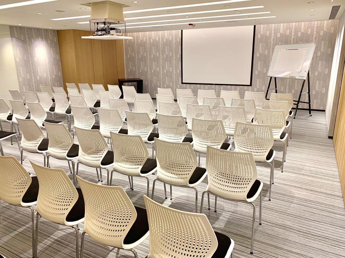 Hotel Indigo Kaohsiung Central Park By Ihg Exterior foto The lecture room